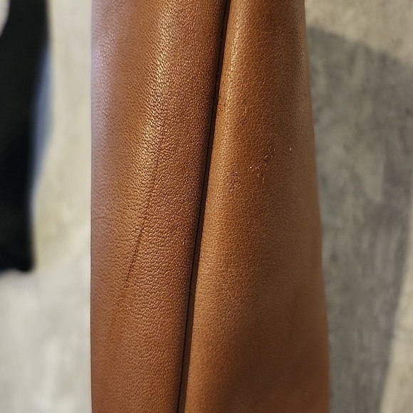 Bugatti Leather Waistbag - Picture 11 of 15